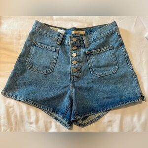 Levi’s 80s Mom Shorts size 28